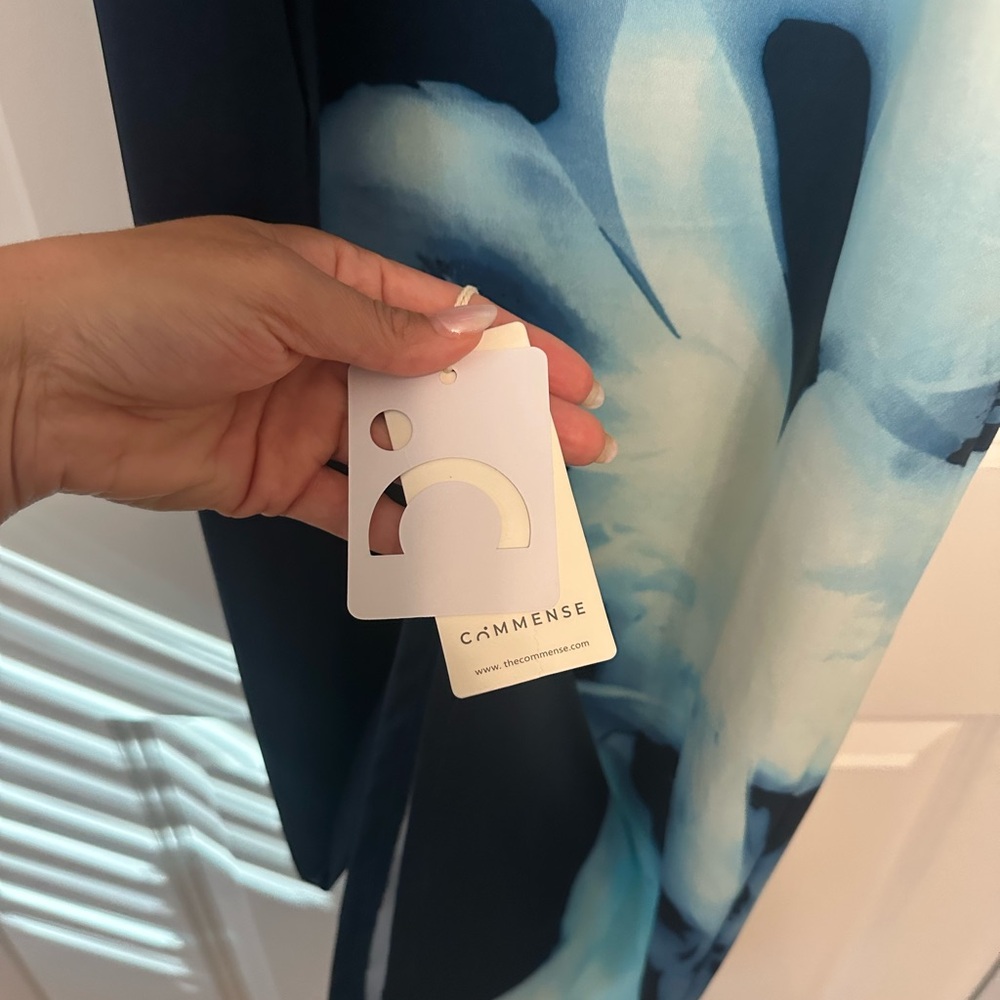 Commense Navy and White Floral Maxi Dress - Picture 4 of 4